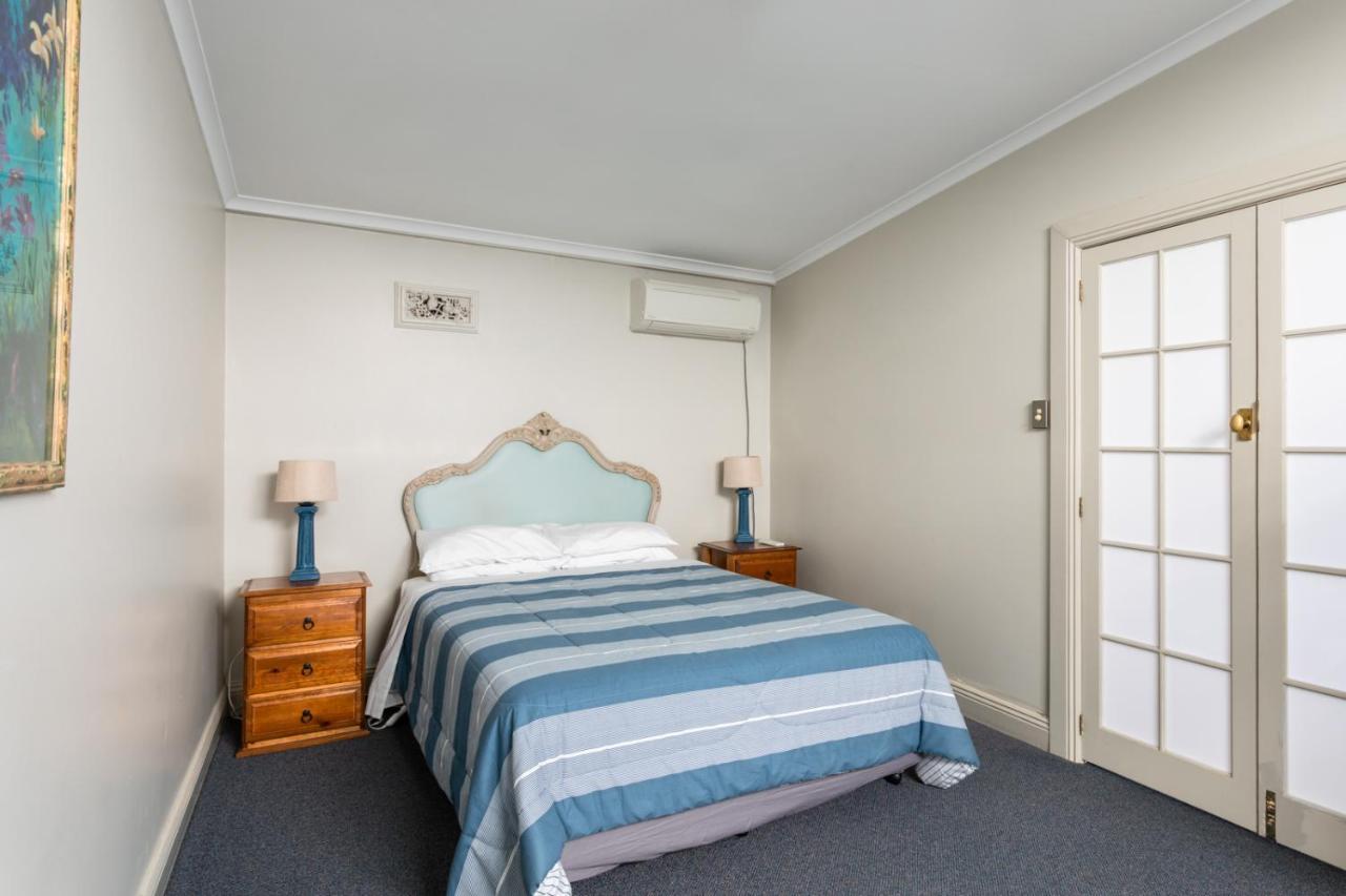 Battery Point Manor Hotel Hobart Exterior photo